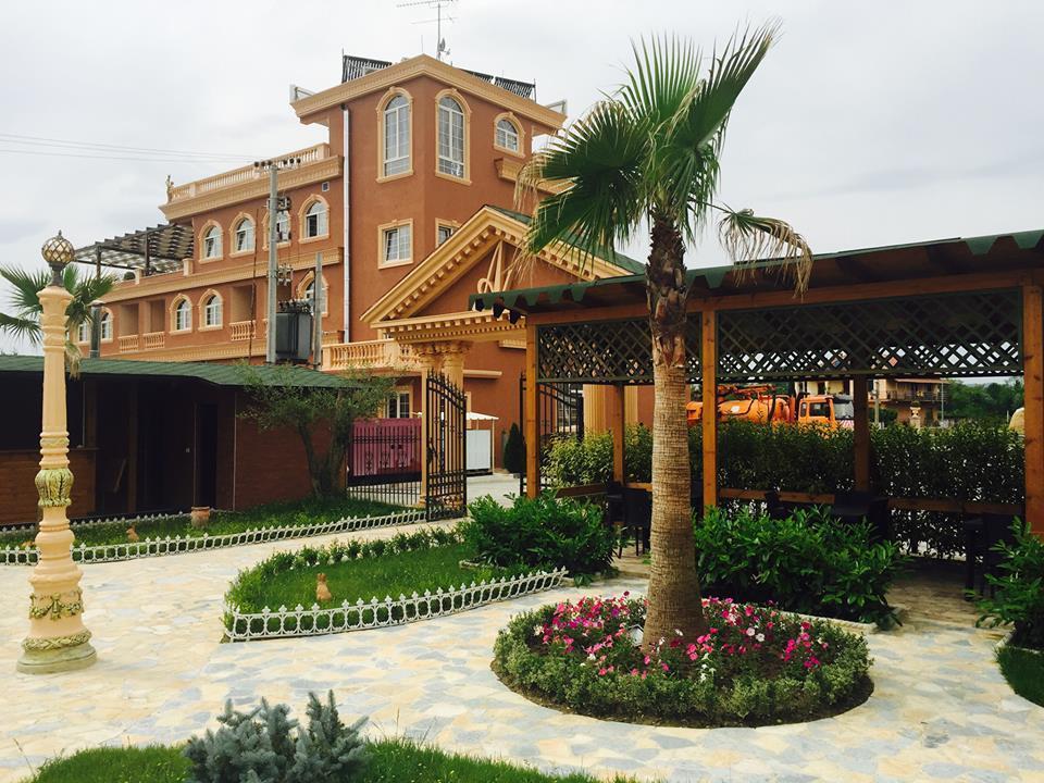 Rinas Ador Resort מראה חיצוני תמונה