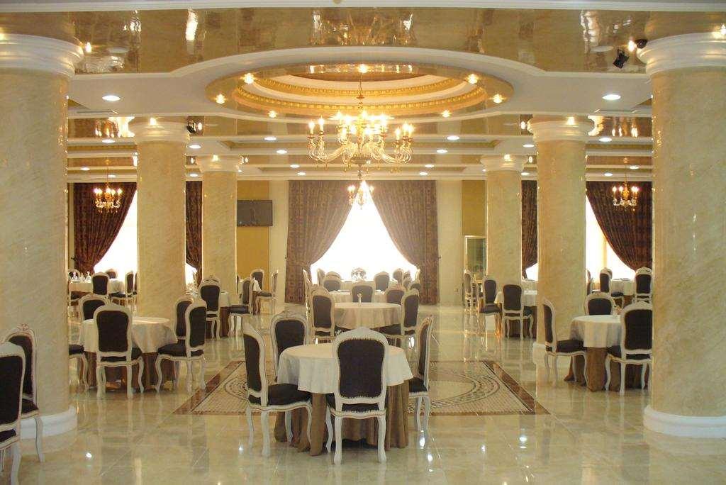 Rinas Ador Resort מסעדה תמונה